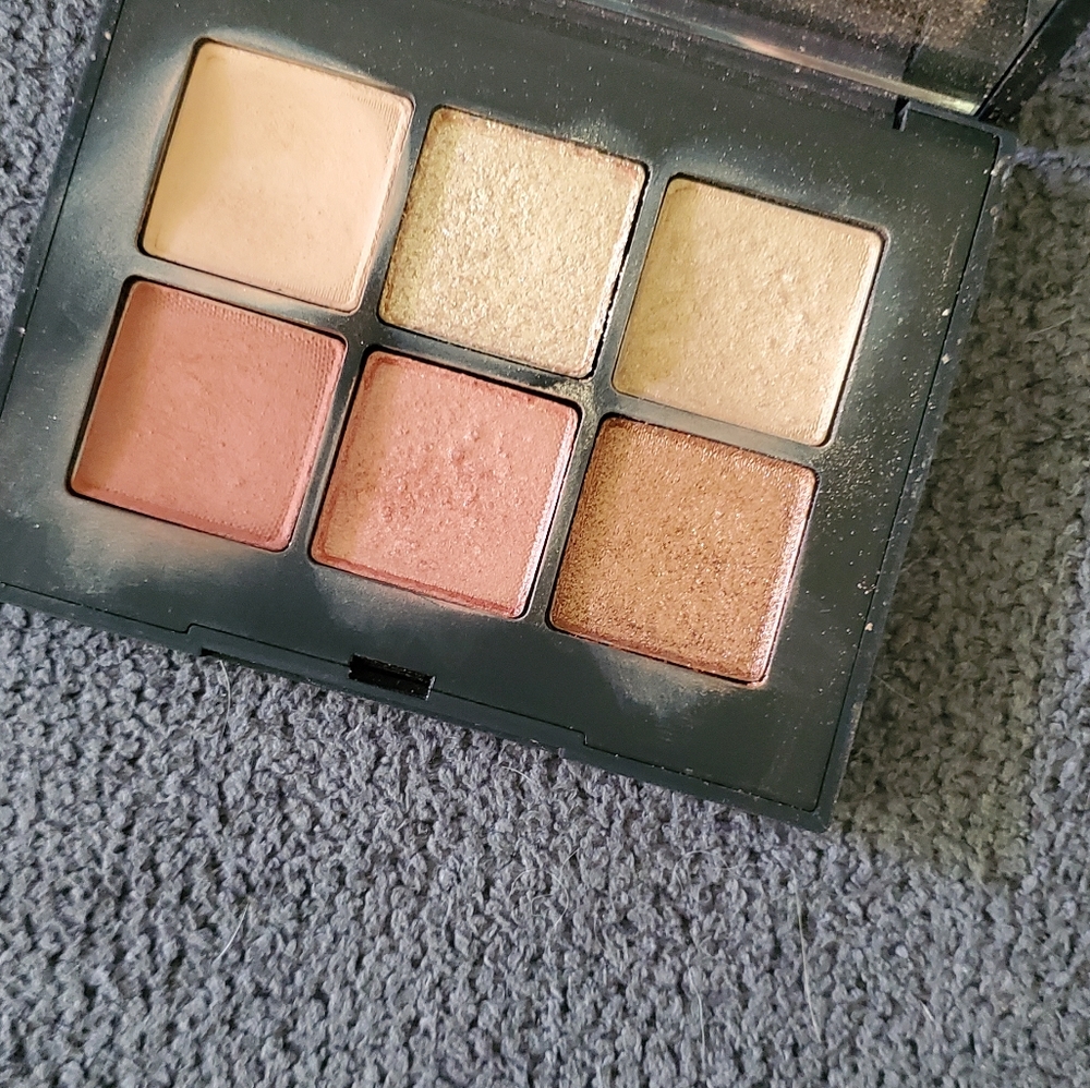 eye pallette